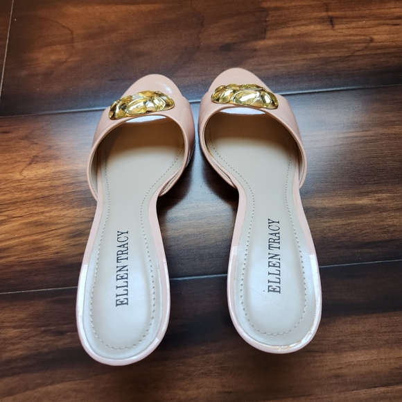 Ellen Tracy Heels - Picture 2 of 4